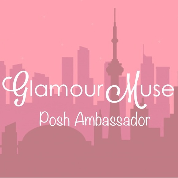 Meet your Posher, Danielle - Picture 1 of 2